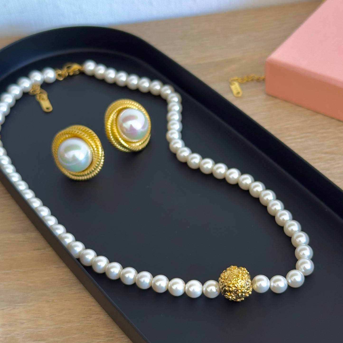 Perla Necklace + Earrings Set