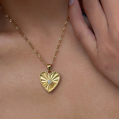 Annie heart necklace | 18k gold plated